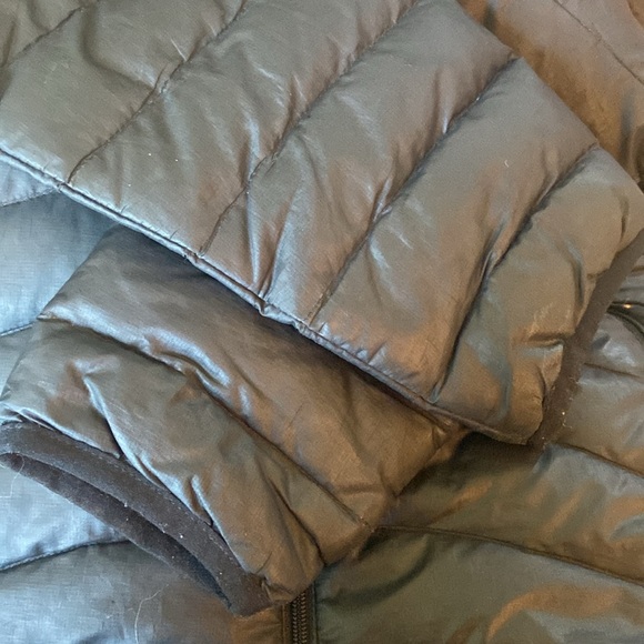 Patagonia Worn Wear Women’s Down Sweater Style #84682 Sz S Black - Picture 5 of 5